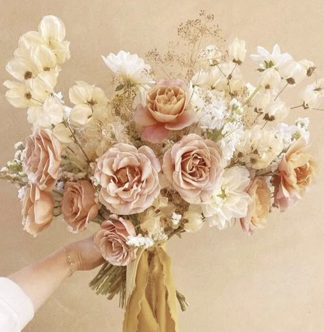 Pastel Pink Wedding, Pink Wedding Bouquet, Neutral Wedding Flowers, Wedding Color Pallet, Neutral Wedding, Pink Bouquet, Wildflower Wedding, Wedding Flower Arrangements, Wedding Florals