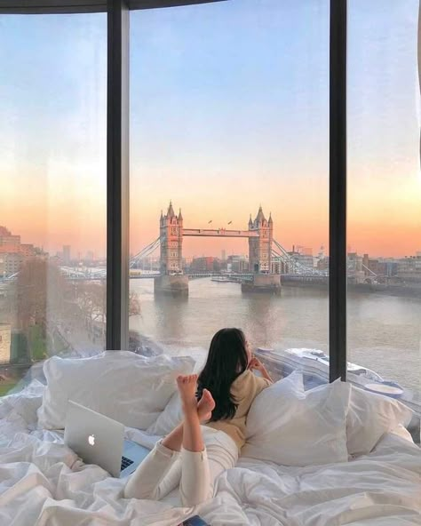 Living In London Aesthetic, London Dreams, London View, London Lifestyle, London Aesthetic, Best Boutique Hotels, Luxury London, London Hotels, Visit London