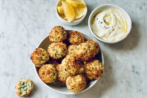 If you're looking for a simple yet delicious appetiser, these zucchini balls are the perfect option! Whether you're hosting a party, preparing a quick snack, looking for a lunch box filler, or making a light meal, these golden, crispy bites are guaranteed to impress. With a combination of fresh zucchini, creamy ricotta, and the savoury punch of parmesan, they hit the ideal balance between soft and crunchy.
What's great about this recipe is that it’s easy to make, taking just 15 minutes to prep and only 10 minutes to cook. They’re also air-fryer friendly, making them a healthier option without sacrificing texture or flavour. Plus, they’re a great way to sneak some veggies into your meal! Zucchini Balls, Toddler Lunch Box, Air Fryer Zucchini, Yoghurt Dip, Fresh Zucchini, Toddler Lunches, Kid Friendly Lunches, Quick Snack, Balls Recipe