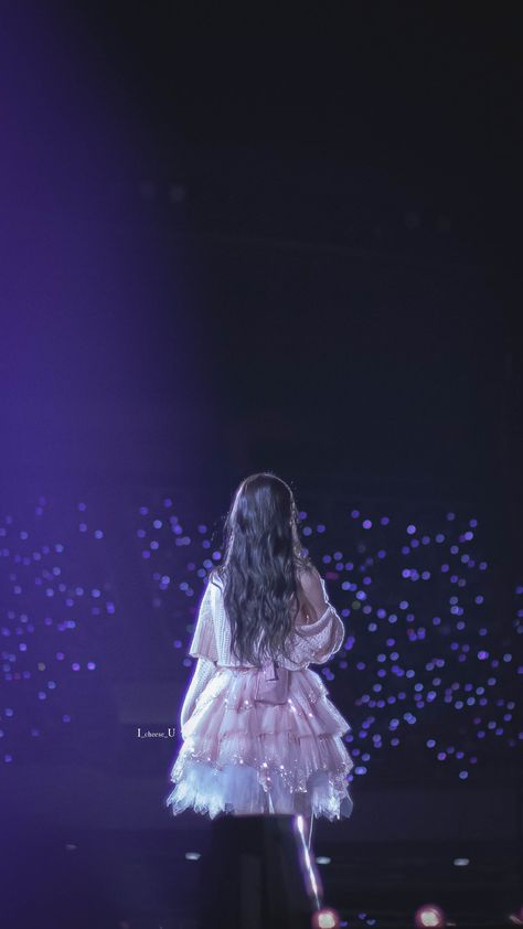 Iu Hair, Dream Music, The Golden Hour, My Princess, Black Background Wallpaper, Concert Aesthetic, Dance Kpop, 캐릭터 드로잉, Music Aesthetic