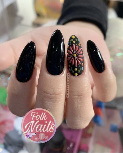 Nails Mexican, Mexican Nails, Black Almond Nails, Inspired Nails, Pearl Nails, Black Nail, Nails Almond, Nails Black, Crystal Nails