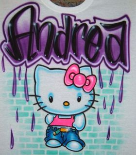 Cool Airbrush Designs, Y2k Graffiti Art, Hello Kitty Y2k Drawing, Grafitti Shirts, Hello Kitty Graffiti Art, Y2k Things To Draw, Graffiti Hello Kitty, Y2k Painting, Hello Kitty Painting