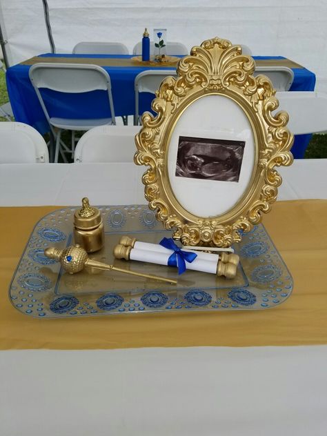 Baby prince baby shower theme.. #PrinceAiden Royal Baby Shower Theme, Royal Baby Shower Boy, Prince Baby Shower Decorations, Royalty Baby Shower, Prince Baby Shower Theme, Royal Baby Showers, Shower Desserts, Baby Prince, Prince Baby Shower