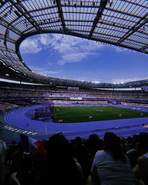 The past week was absolutely unreal ft. @thewoodhalls + @snoopdogg + @paris2024 #olympics #paris2024 #paris Paris Olympics 2024, Olympics 2024, 1500m, 2024 Aesthetic, Olympic Stadium, Paris Olympics, Ea Sports, Track And Field, Vision Board