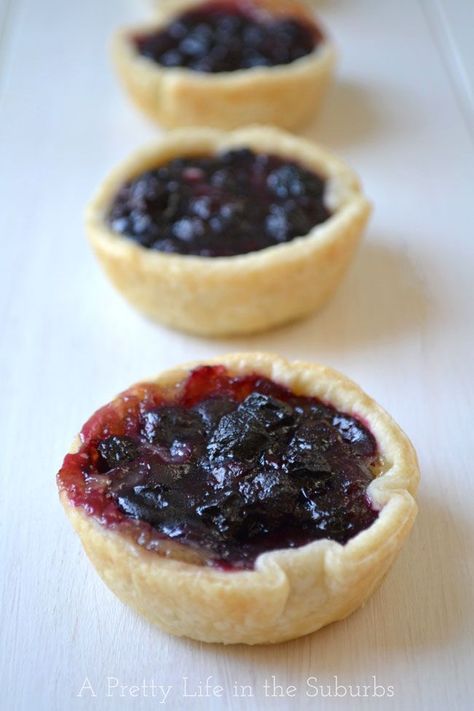 Saskatoon Berry Butter Tarts Mulberry Tart Recipe, Saskatoon Tarts, Saskatoon Pie Filling, Saskatoon Pie, Saskatoon Berry Recipes, Saskatoon Recipes, Saskatoon Berry Recipe, Saskatoon Berry Pie, Berry Butter