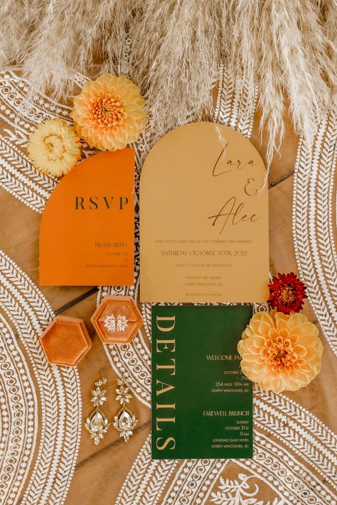 Wedding Invitations Orange And Green, Diy Boho Wedding Invitations, Marigold And Green Wedding, Colorful Boho Wedding Invitation, Orange Green Wedding Decor, Summer Orange Wedding Theme, Orange And Green Themed Wedding, Orange Wedding Colors Summer, Wedding Theme Ideas Green