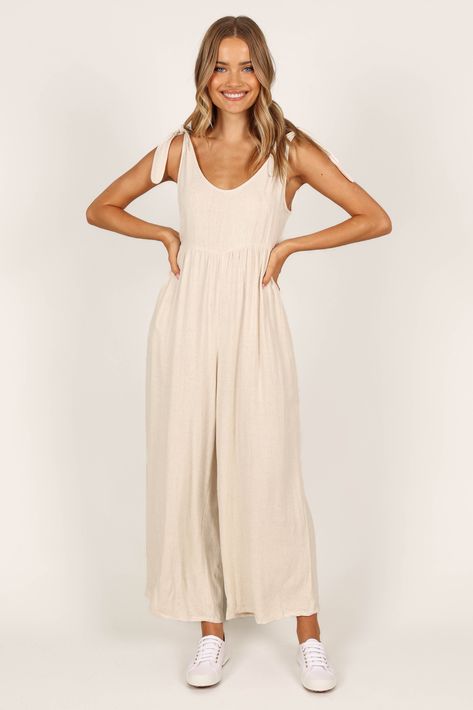 Petal And Pup, Style Jumpsuit, Short Loungewear, Linen Jumpsuit, Clothing Details, Dresses By Length, On Design, Wide Leg Jumpsuit, Spring Dresses