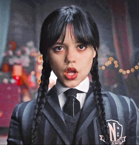 Wednesday Addams Braids, Wednesday Braids, Wednesday Hairstyles, Billie Style, Wednesday Hair, Halloween Pics, Addams Family Wednesday, Art Face, Top Hairstyles