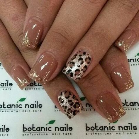 Leopard print with neutral color. Leopard Nail Art, Botanic Nails, Brown Nail Art, Cheetah Nail Designs, Cheetah Nails, Leopard Print Nails, Leopard Nails, Animal Print Nails, Brown Nails