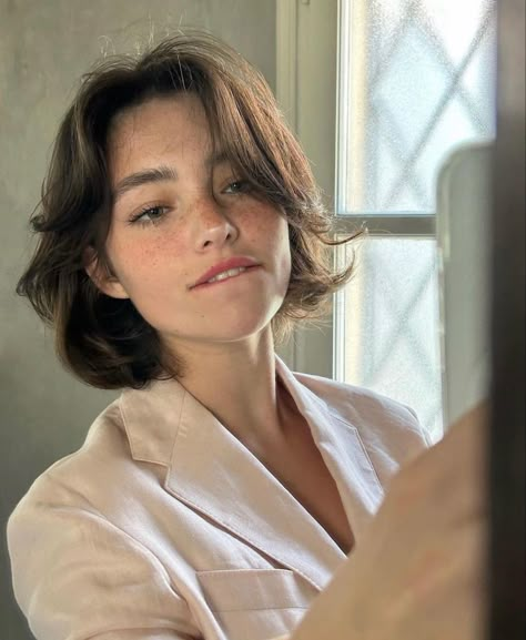 Hair Inspiration Short, Haircut Inspo, Portrait Reference, Portrait References, Face References, Penteado Cabelo Curto, Face Reference, Cut My Hair, Hair Reference