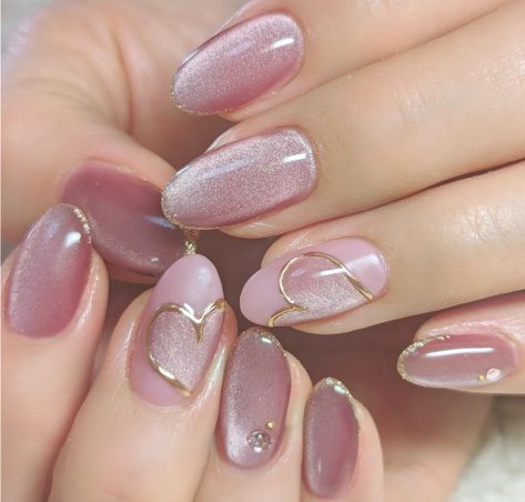 Cat Eye Nails Colors, Soft Gel Nails Design Classy, Soft Gel Nail Extensions Designs, Nail Designs Cat Eye, Soft Gel Nails Design, Nail Art Kuku Pendek, Nail Extension Design, Cat Eye Nails Design, Nail Art Cat Eye