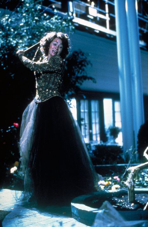 "Mommie Dearest" movie still, 1981. Faye Dunaway as Joan Crawford. "CHRISTINA!!! BRING ME THE AXE!!!" Joan Crawford Mommy Dearest, Mommie Dearest Movie, Mommie Dearest, Dear Costume, Faye Dunaway, Mommy Dearest, 1 January, Joan Crawford, Fashion Tv