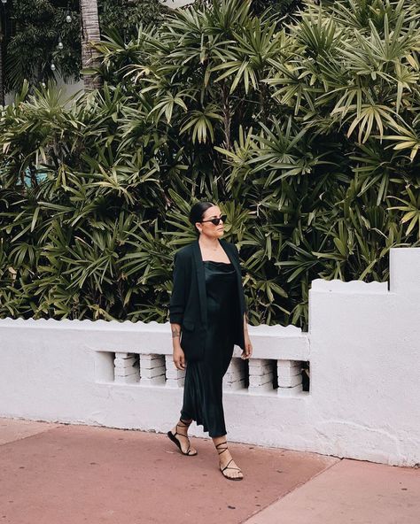 TKEES on Instagram: “Jo in South Beach styled by @jeannnes. #WearEverYouGo ⠀⠀⠀⠀⠀⠀⠀⠀⠀ ⠀⠀⠀⠀⠀⠀⠀⠀⠀ ⠀⠀⠀⠀⠀⠀⠀⠀⠀ . . . . . #TKEES #WearEverYouGo #TKEESStyle #sandal…” Tkees Sandals Outfit, Tkees Sandals, Sandals Outfit, Summer Attire, South Beach, Beach Style, Fall Fashion, Autumn Fashion, Spring Summer