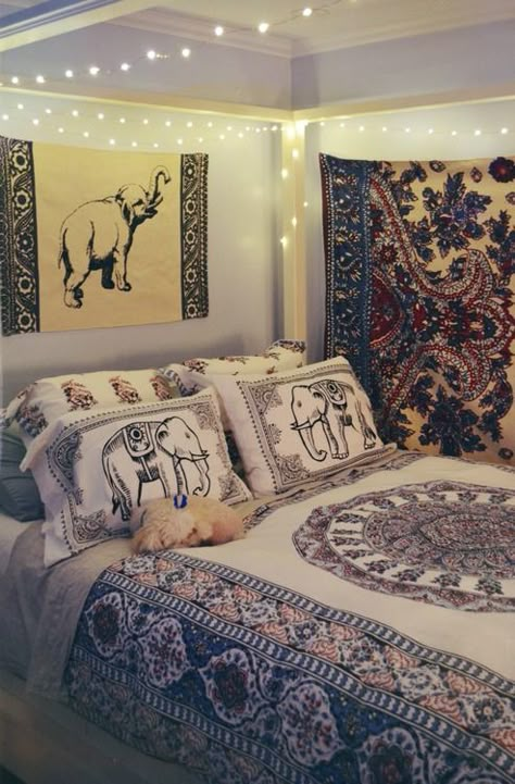 Pinterest: Nuggwifee☽ ☼☾ Elephant Bedroom, Elephant Mandala, Elephant Room, Dekorasi Kamar Tidur, Versace Home, Boho Room, Bohemian Bedroom, An Elephant, Dream Rooms