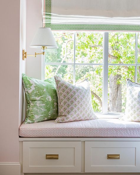 Lindley Arthur Interiors | The sweetest spot in a room shared by two sisters. 💗 Lead designer Katie Head. @emerydavis_photography | Instagram Bright Home Design, Nursery With Window Seat, Window Seat Pillows, Eloise Nursery, Housekeeping Week, Window Seat Nook, Sister Parish, Small Sunroom, Casa Country