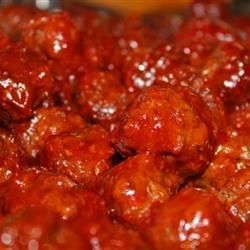 Sweet and tangy cocktail meatballs are baked in a fruity and colorful cranberry sauce glaze in this recipe that originated on Cape Cod. Cocktail Meatball Recipes, Ham Balls, Reception Buffet, Cocktail Meatballs, Buffet Ideas, Pork Ham, Cod Recipes, Ham Recipes, Balls Recipe