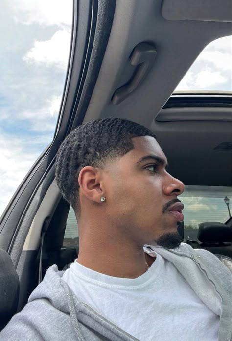 Black Man Waves Haircut, Very Low Taper Fade, High Taper Waves, Black Men Low Taper Fade, Tyrese Haliburton Haircut, Low Taper Buzz, Blowout Taper Men Black, Black Men Low Fade Haircut, Low Cut Black Men