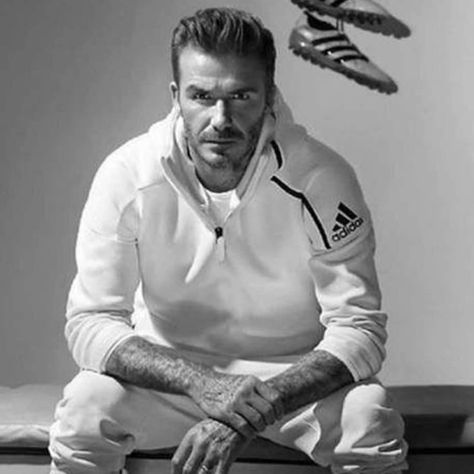 Adidas. David Beckham David Beckham Adidas, David Beckham Tattoos, Beckham Hair, Outfit Running, Adidas Ad, David Beckham Style, Men Adidas, Running Clothing, Gareth Bale