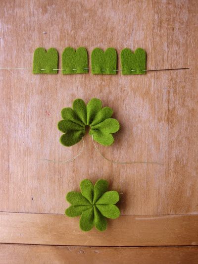 15 St. Patrick's Day Projects I'm Not Mad At by Persia Lou Hadiah Diy, Diy Flores, Fleurs Diy, Seni Dan Kraf, St Patrick's Day Crafts, St Pattys Day, Four Leaf, Flowers Diy, Paper And Ink