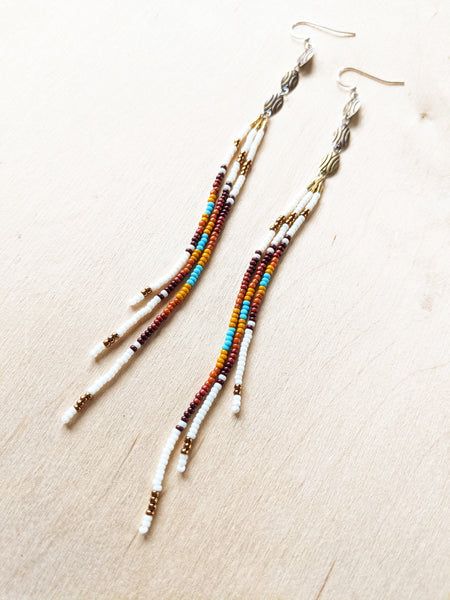 Native Seed Bead Earrings, Bohemian Earrings Diy, Bead Earrings Patterns, Bohemian Jewelry Diy, Small Beaded Earrings, Diy Beaded Earrings, Bohemian Jewelry Earrings, Simple Bead Earrings, Hoop Earrings Diy