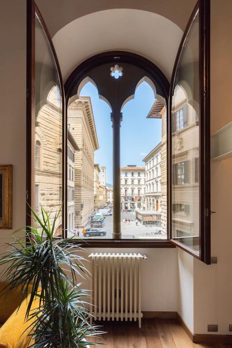 EXCLUSIVE FLAT PIAZZA STROZZI - Apartments for Rent in Florence, Tuscany, Italy - Airbnb Florence Apartment, Italy Apartment, Florence Travel, Glass Staircase, Cathedral Windows, Florence Tuscany, Travel Recommendations, Luxury Apartment, St Helens