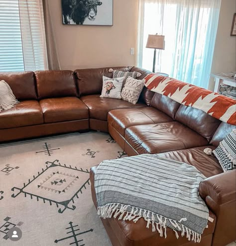 Rustic Living Room Sectional, Western Living Room Brown Couch, Brown Leather Couch Living Room Western, Leather Sectional Living Room Cozy, Western Lounge Room, Western Sectional Couch, Modern Rustic Couch, Rustic Sectional Living Room, Neutral Western Living Room