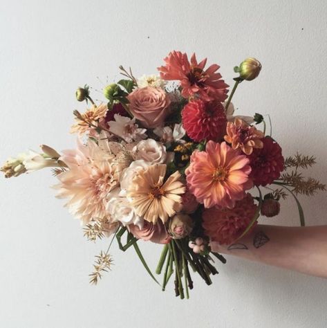 Vintage Bridal Bouquet, Fall Wedding Bouquets, Vintage Bridal, Flower Bouquet Wedding, Fall Flowers, Pretty Flowers, Bridal Bouquet, Fall Wedding, Floral Wedding