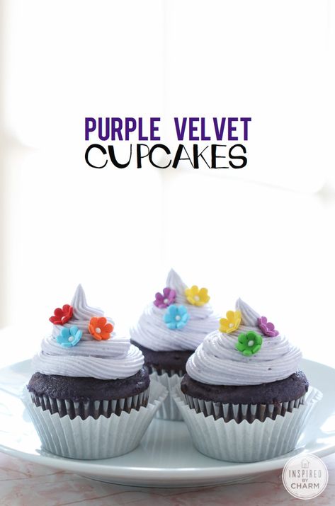 Purple Velvet Cupcakes Purple Velvet Cupcakes, Inspired By Charm, Velvet Cupcakes, Unique Desserts, Yummy Cupcakes, How Sweet Eats, Purple Velvet, Eat Dessert, Sweets Treats