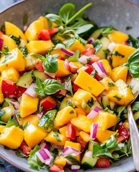 Mango Salad - Recipessin Mango Rice Salad, Asian Mango Salad, Isreali Salad, Mango Fruit Salad, Bass Recipes, Mango Salad Recipe, Thai Mango Salad, Salad With Mango, Sea Bass Recipes