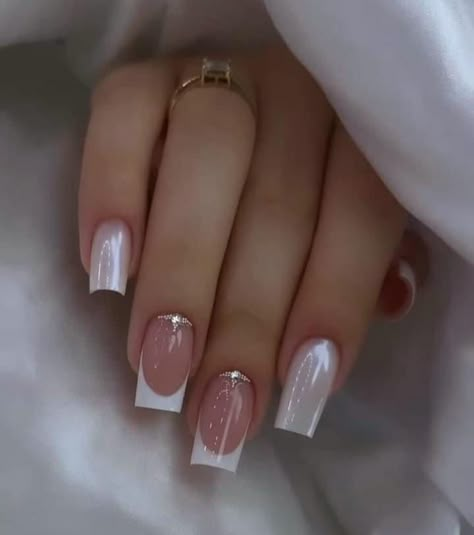 Wedding Day Nails, Bridal Nails Designs, Fancy Nails Designs, Winter Nails Acrylic, Colored Acrylic Nails, Classic Nails, Bride Nails, Get Nails, Nail Designs Glitter