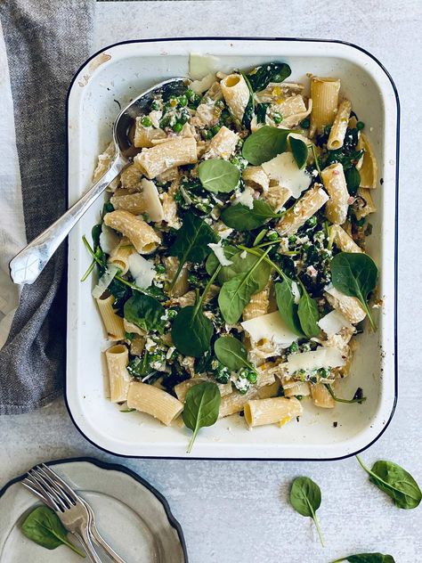 Baked Goat Cheese Pasta with Leeks, Pancetta, Peas and Spinach — Peter Som Baked Goat Cheese Pasta, Pasta With Leeks, Gourmet Food Recipes, August Recipes, Main Dish Meat, Goat Cheese Pasta, Baked Goat Cheese, Fresh Eats, Pasta Party