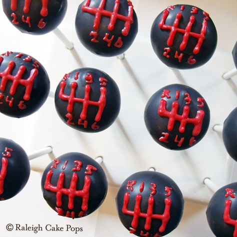 Cars Cake Pops, Car Cakes For Men, Car Cakes For Boys, Car Cakes, Racing Party, Cake Pop Designs, Cake For Boyfriend, Kids Toilet, Cars Cake