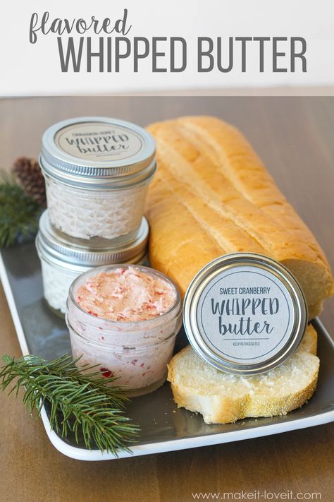 Diy Hostess Gifts, Easy Hostess Gifts, Flavored Butter Recipes, Butter Recipes Homemade, Flavored Butters, Hostess Gift Ideas, Jul Mad, Homemade Food Gifts, Engraved Coasters