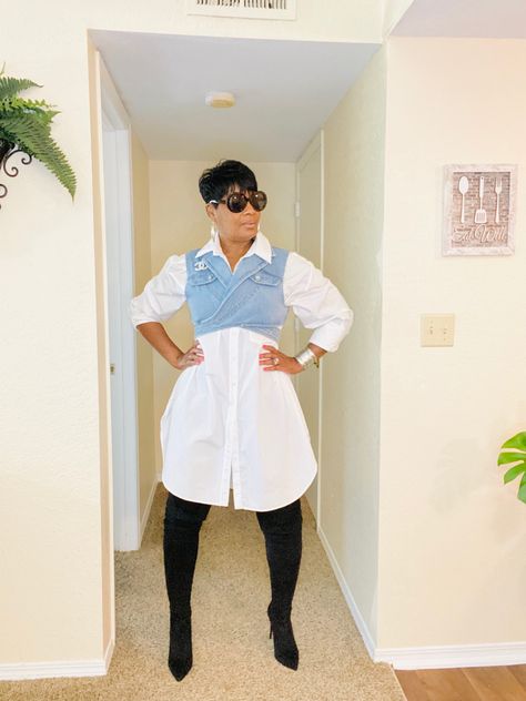 Large White Shirt Outfit Women, Oversized Shirt With Corset, Blue Jean Vest Outfit, Shirt Dress Outfit Ideas, Look Jean, Shirt Dress Outfit, Classy Casual Outfits, Black Women Fashion, Fall Fashion Outfits