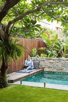 Kleiner Pool Design, Backyard Pool Design, Small Swimming Pools, Pool Landscape Design, Small Pool Design, Backyard Pool Landscaping, Small Pools, Backyard Pool Designs, Beautiful Pools