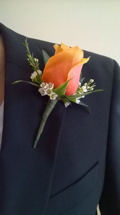 Homecoming Boutineer Ideas, Men At Weddings, Prom Boutineer, Diy Boutonnieres, Boutonnière Ideas, Boutonniere Diy, Simple Boutonniere, Boutonniere Ideas, Diy Boutonniere