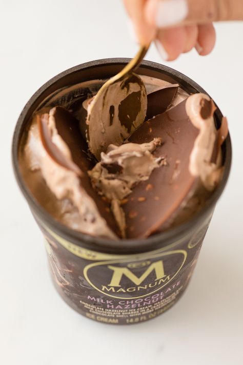 Ice Cream Tub Aesthetic, Magnum Ice Cream Aesthetic, Magic Ice Cream, Fav Dessert, Ice Cream Tub, Magnum Ice Cream, Eating Chocolate, Healthy Food Habits, Ice Cream Tubs