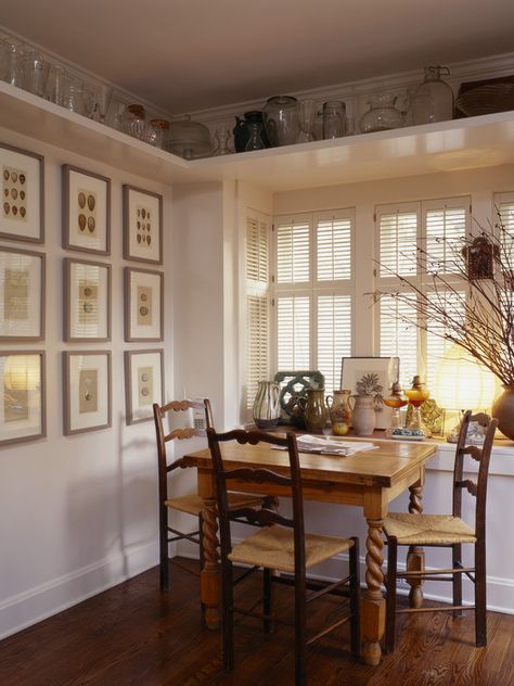 Shelf Over Window, Shelf Above Window, Ceiling Shelves, Window Shelves, Craftsman Kitchen, Cottage Style Decor, Traditional Dining Room, Cottage Kitchens, Room Shelves