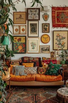 Artsy Interior Design, Room Decor Indian, Room Decor Curtains, Room Decoration Ideas, Art Deco Bedroom, Curtains Home, Decor Curtains, Living Room Decor Curtains, Boho Trends