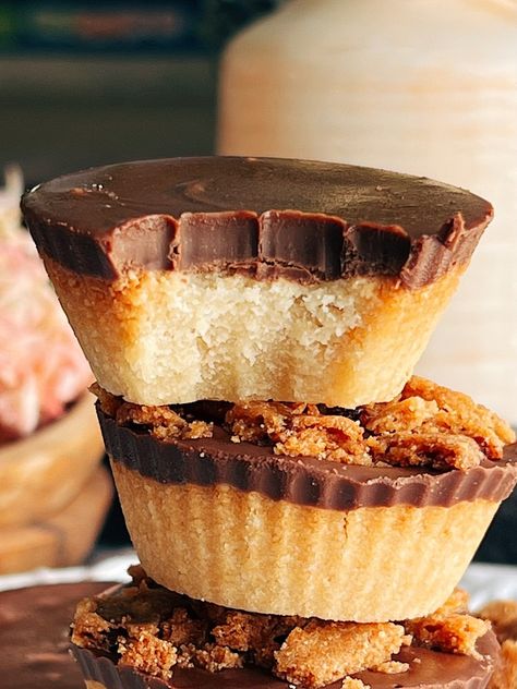 Small-batch Chocolate Shortbread Cups Mini Batch Baker, Shortbread Cups, Vegan Chocolate Ganache, Gluten Free Shortbread, Chocolate Shortbread, Shortbread Crust, Salted Chocolate, Cookie Crust, Cookie Crumbs