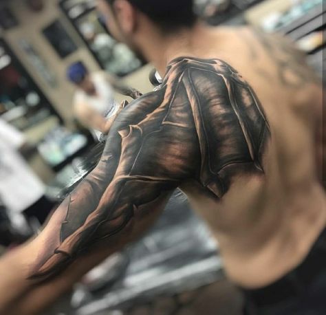 Demon Wings Back Tattoo, Dark Wings Tattoo, Shoulder Blade Tattoo Men, Gym Designs, Herren Hand Tattoos, Wing Tattoos On Back, Joe Cruz, Wing Tattoo Men, Bird Light