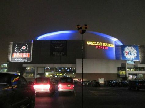 wells fargo center Hockey Arena, Philly Sports, Wells Fargo Center, Sports Arena, Wells Fargo, Philadelphia Pennsylvania, Basketball Teams, Philadelphia Pa, Best Deal