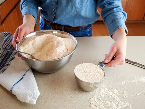 How to Measure Freshly-Milled Flour — Farm Fresh Wheat | White Wheat Berries for Home Milling Groats Recipe, Crusty Bread Recipe, How To Make Flour, Baking Powder Biscuits, Measuring Flour, Biscuit Home, Flour Scoop, Wheat Berries, Flour Recipes