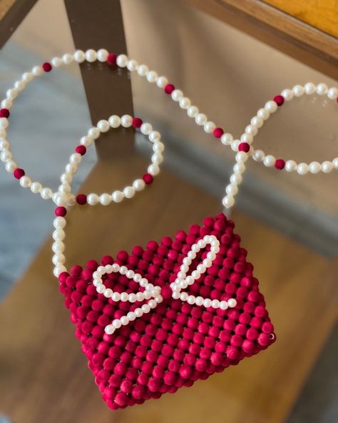 ~crimson butterfly Red bag~💕👌 Add a touch of elegance to your outfit with this stunning red beaded accessory, featuring a delicate white beaded butterfly. Perfect for making a statement and adding a hint of charm to any look. 🦋 #FashionStatement #elegantdetails #fashionstyle #fashion #instamood #instagram #jewelry #baglover #bag #handmade #luxurylifestyle #beads #beadsbeadsbeads #beadwork Red Beaded Bag, Beaded Bag Charm, Crimson Butterfly, Hand Beaded Bag, Beaded Butterfly, Instagram Jewelry, Bag Sewing, Red Bag, Beaded Bag