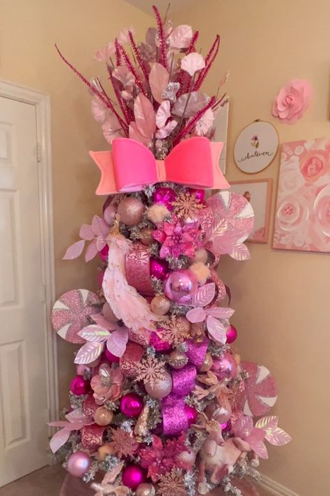 a decorated tree with pink and purple decorations Fuschia Christmas Tree, Magenta Christmas Tree, Purple Pink Christmas Tree, Pink Grinch Tree, Pink Christmas Tree With Purple Ornaments, Hot Pink Purple Tree Topper, Girly Christmas Tree Mermaid, Purple Valentine, White Christmas Tree Decorations