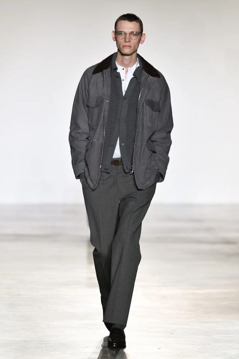 Officine Générale Men's Fall 2023 [PHOTOS] Men’s Fall Fashion 2024 Work, Officine Generale Menswear, Boys Style, Fashion Man, Mens Fall, Fall 2023, Boy Fashion, The Collection, Fashion News