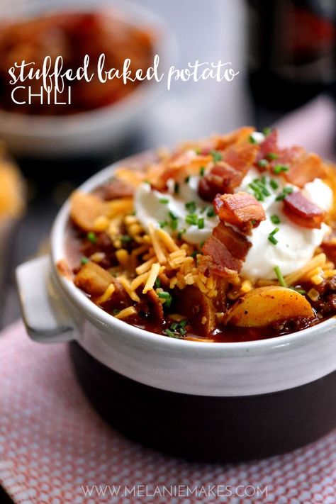 Bacon, ground beef, buttery Yukon Gold potatoes and fire roasted potatoes make the base of this hearty Stuffed Baked Potato Chili. Before being served, each bowl is then topped with cheddar cheese, even more bacon, sour cream and chives to create this one of a kind bowl of comfort food. Baked Potato Chili, Stuffed Baked Potato, Potato Chili, Stuffed Baked Potatoes, Hearty Chili, Gold Potatoes, Yukon Gold, Family Meal Planning, Soup Kitchen