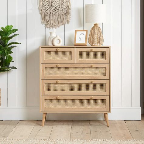 Add a touch of rustic charm to your home with our 'Croxley 5-Drawer Rattan Chest' in oak. This versatile piece offers ample storage without compromising on style, making it the perfect blend of function and elegance. Enhance your decor with this timeless classic from Julian Charles. #HomeDecor #RusticCharm #JulianCharles #homewares #Storage Drawer Rattan, Rattan Bedroom Furniture, Shades Of Terracotta, White Wooden Bed, Pine Bed Frame, Rattan Bedroom, Cool Interior, Fabric Upholstered Bed, Leather Bed Frame