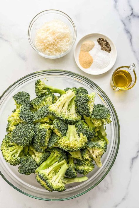 You are going to love this delicious parmesan roasted broccoli! It's a simple yet fantastic way to enjoy broccoli and doesn't require many ingredients. It will be a hit with the whole family. Simple Broccoli Recipes, Easy Roasted Broccoli Recipes, Roasted Broccoli From Frozen, Roasted Parm Broccoli, Parmesan Broccoli Recipes, Roasted Tenderstem Broccoli, Parmesan Roasted Broccoli, Roasted Broccoli Recipe, Parmesan Broccoli