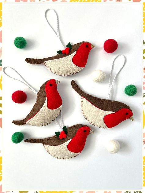 Looking to create a custom sewing Christmas gift for your family and friends? Look no further than etsy! Our wide selection of sewing Christmas gifts options will have something for everyone. Robin Decoration Christmas, Robin Christmas Decoration, Felt Robin Decoration, Felt Xmas Decorations, Sew Christmas Ornaments, Christmas Felt Decorations, Robin Decoration, Felt Christmas Tree Ornaments, Felt Robin